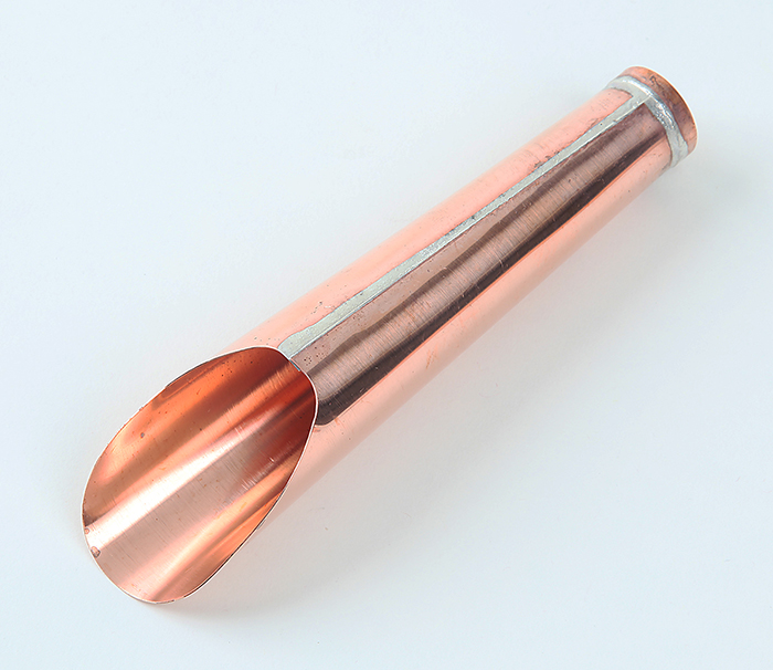 銅製土入れ（大）