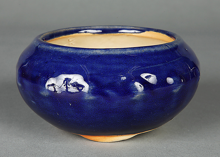 広東瑠璃釉鋲打丸鉢