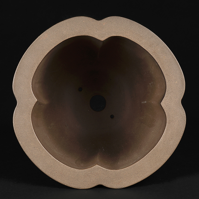 小西洋平作朱泥花入れ 烏泥輪花型下方鉢 | 盆栽、盆栽書籍、盆栽鉢の通販│近代出版